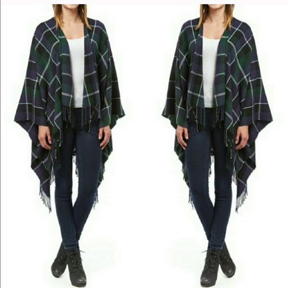 Boutique Accessories - 🆕2 LEFT 🙌🏼 PLAID PONCHO/WRAP